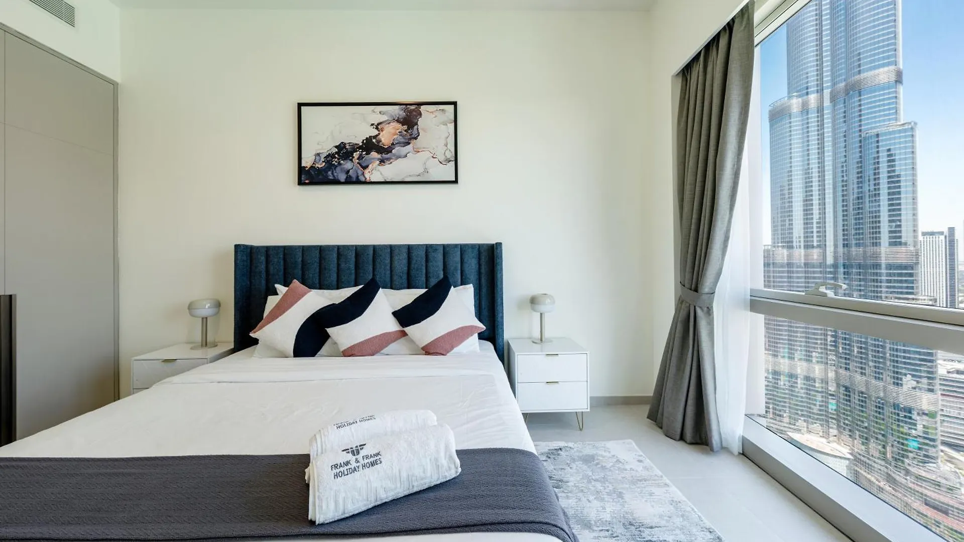 Sky-High Burj Khalifa Views - 5408 Villa Dubai 0*,